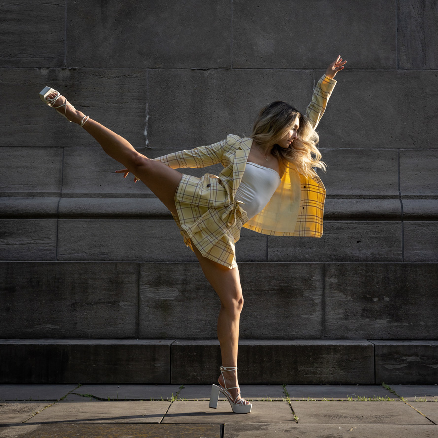 Dancer Fashion and Beauty Toronto Canada dance photographer David Walker