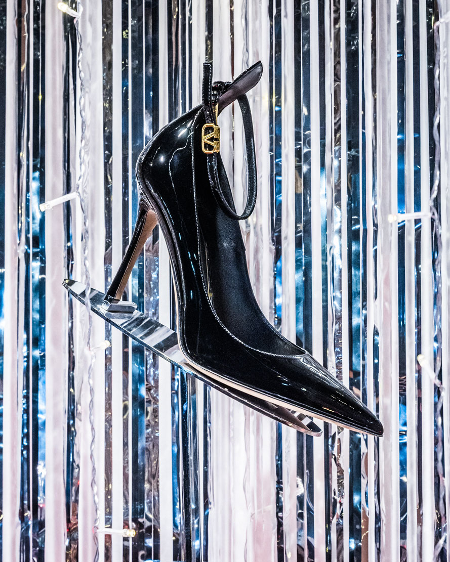 Stiletto Fashion Window Toronto Canada dance photographer David Walker